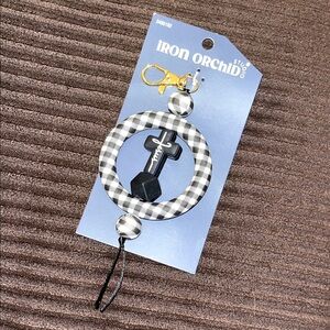 Iron Orchid Studio Black and White Key Holder